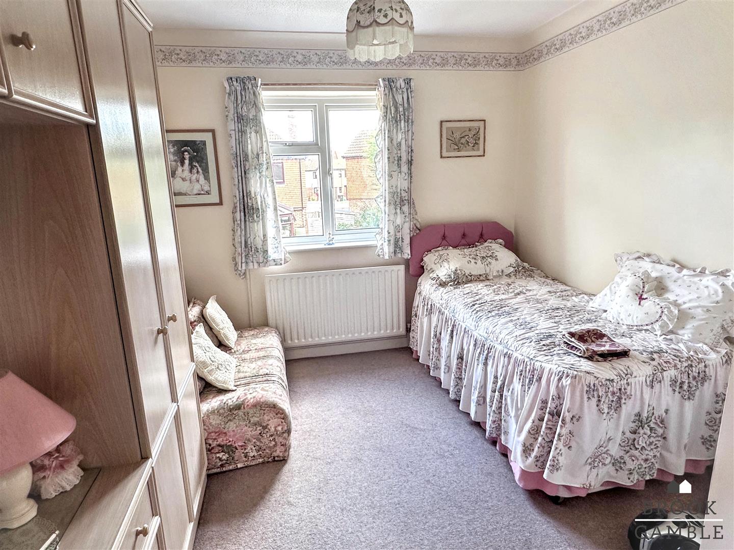 3 Bedroom House. Schofield Way in Eastbourne,  11